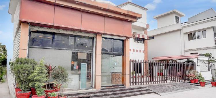 Hotel O Tyagi Road Near Railway Station图片