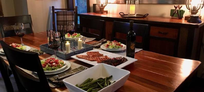 Beautiful Home on Home Again Trail 3BR ski in-out. 5 star home, 5 star location图片