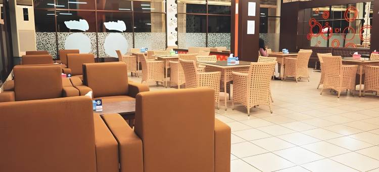 打拉根皇家酒店(Hotel Royal Tarakan)图片