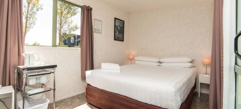 马丁博若前10度假公园酒店(Martinborough Top 10 Holiday Park)图片