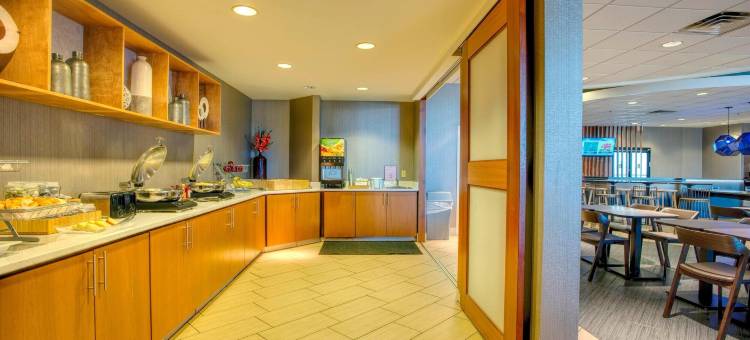 劳伦斯市中心万豪SpringHill酒店(SpringHill Suites Lawrence Downtown)图片