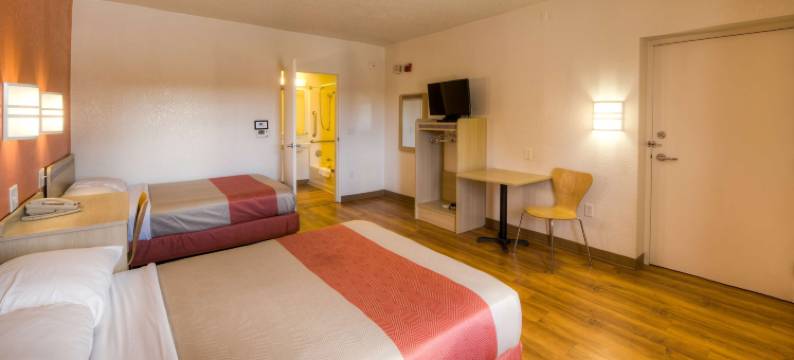 新伦敦6号汽车旅馆 - 奈安蒂克(Motel 6 Niantic, CT - New London)图片