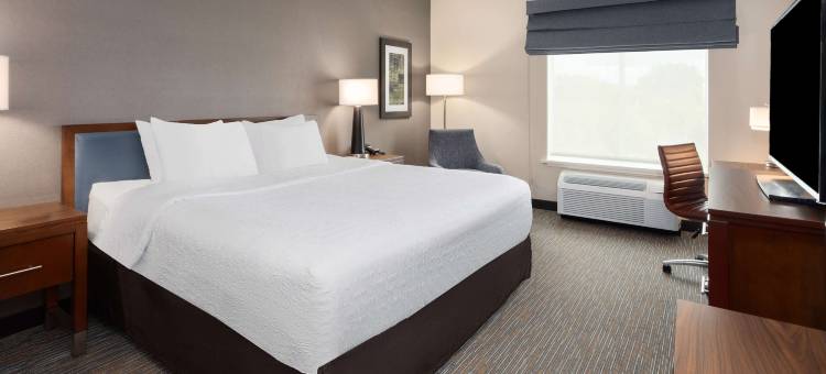 希尔顿纳什维尔机场世纪广场欢朋酒店(Hampton Inn by Hilton Nashville Airport Century Place)图片