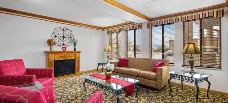芒尼门海斯拉皮德城医院附近凯艺酒店(Quality Inn Near Monument Health Rapid City Hospital)图片