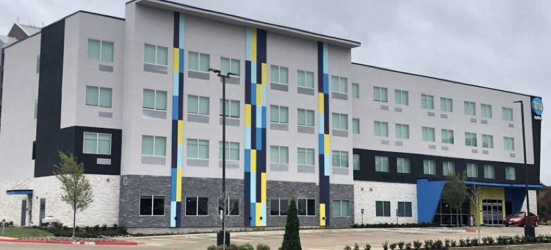 希尔顿Tru-  北里奇兰希尔斯 DFW West(Tru by Hilton North Richland Hills DFW West)图片