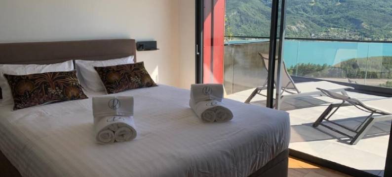 湖畔雷斯坦克酒店(Les Restanques du Lac)图片