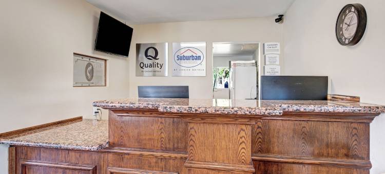 梅萨维德附近的郊区套房酒店(Suburban Studios Near Mesa Verde)图片