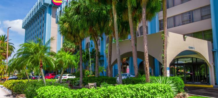 迈阿密国际机场克拉丽奥酒店及套房(Clarion Inn & Suites Miami International Airport)图片