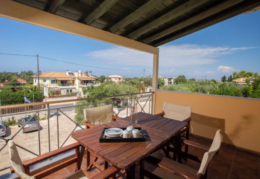Villa Vita Holidays Hotel Overview