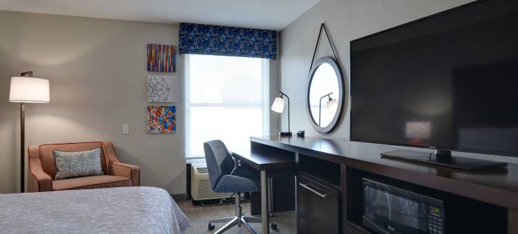 希尔顿欢朋酒店-格林伍德(Hampton Inn Greenwood)图片