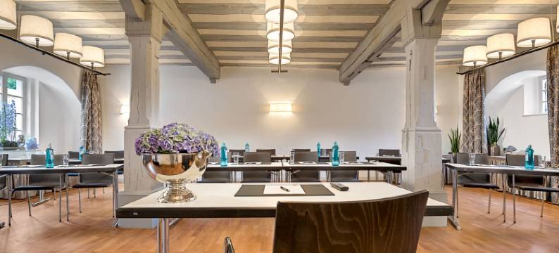 加格施洛斯克兰尼斯坦酒店(Hotel Jagdschloss Kranichstein)图片