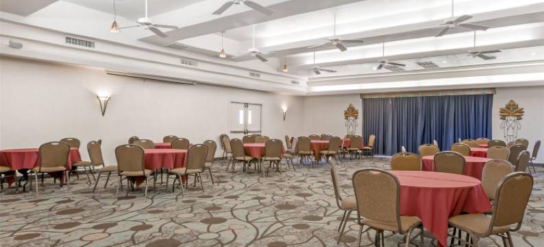 黄金峡谷贝斯特韦斯特套房酒店(Best Western Gold Canyon Inn  Suites)图片