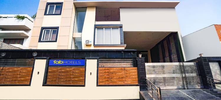 FabHotel 贝拿勒斯别墅(FabHotel Villa de Benares)图片