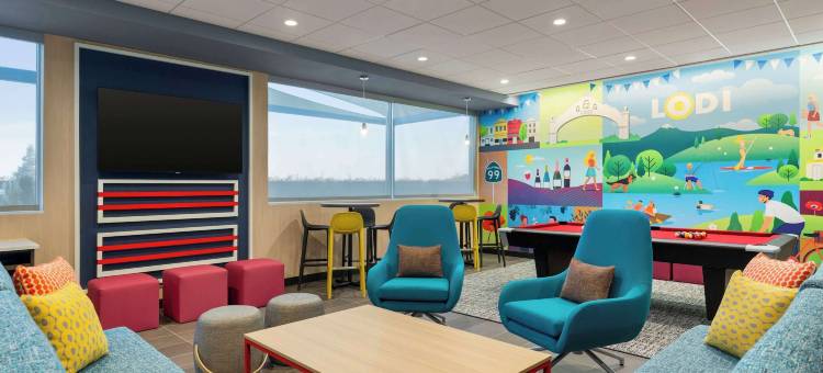 洛迪希尔顿特鲁酒店(Tru by Hilton Lodi)图片