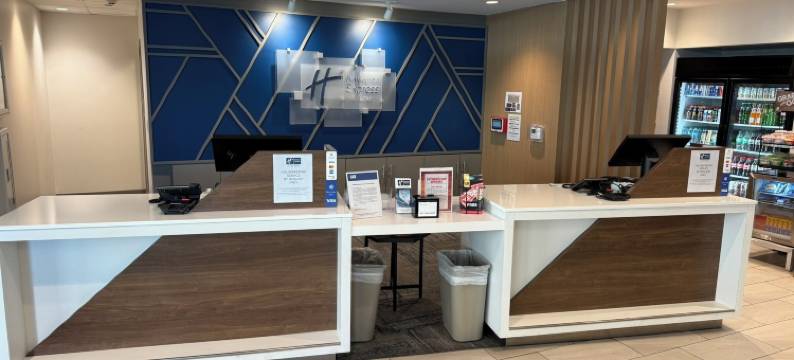 亨德森南区-博尔德市智选假日套房酒店(Holiday Inn Express & Suites HENDERSON SOUTH - BOULDER CITY by IHG)图片