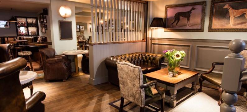 灰狗酒店(Greyhound Hotel)图片