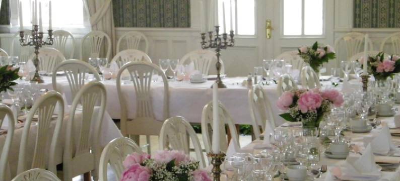 华布亚斯缇外瑞库德宾馆(Sjöbo Gästgifvaregård)图片