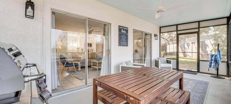 克莱蒙特湖畔度假屋，配有皮划艇和火坑(Lakefront Retreat with Kayaks and Fire Pit in Clermont)图片