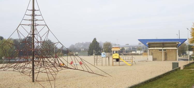 拉芙雷基里亚德饭店(Kyriad Hôtel la Fleche)图片