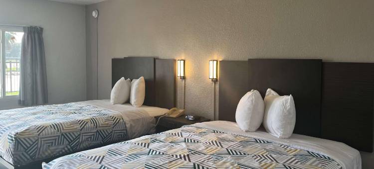 达拉斯莱克杰克逊 6 号公寓(Studio 6 Lake Jackson, TX)图片