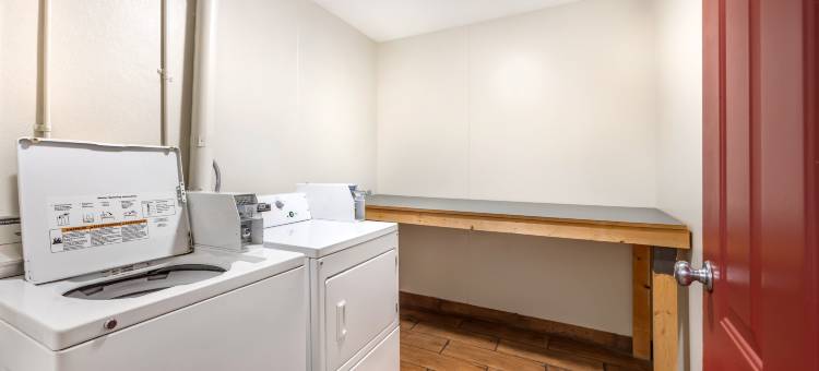 帕迪尤卡红屋顶客栈(Red Roof Inn Paducah)图片