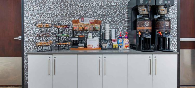 美国华盛顿亚历山德里亚兰德马克长住酒店(Extended Stay America Suites - Washington, DC - Alexandria - Landmark)图片