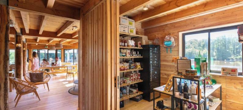 胡托皮亚瑟农什村酒店(Huttopia Senonches)图片