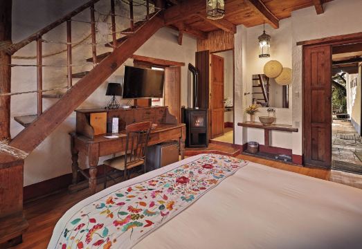 Mesón de Leyendas Breakfast & Downtown Hotel Overview