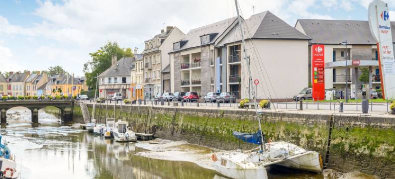 Seaside Serenity in Normandy图片