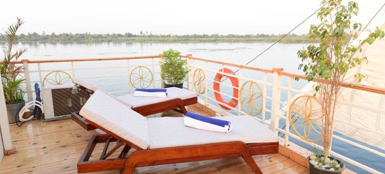 阿扎尔达哈比亚豪华套房(Azhar Dahabiya luxury suites)图片