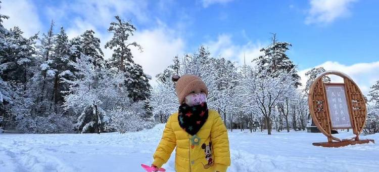 长白山光荣之家空调房长白山二道白河公寓(美人松路分店)图片