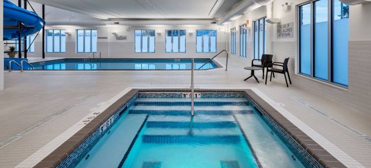 马里奥特的西基洛纳TownePlace Suites 套房酒店(TownePlace Suites West Kelowna)图片