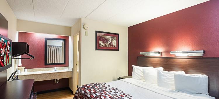 麦迪逊红顶酒店(Red Roof Inn Madison, WI)图片