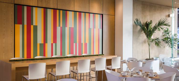 锡劳内陆港嘉年华酒店(Fiesta Inn Silao Puerto Interior)图片