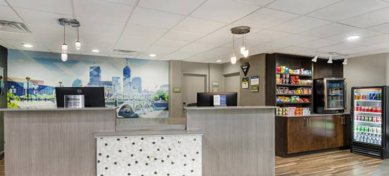 印点那波利斯西北公园贝斯特韦斯特优质酒店(Best Western Plus Indianapolis NW Hotel)图片