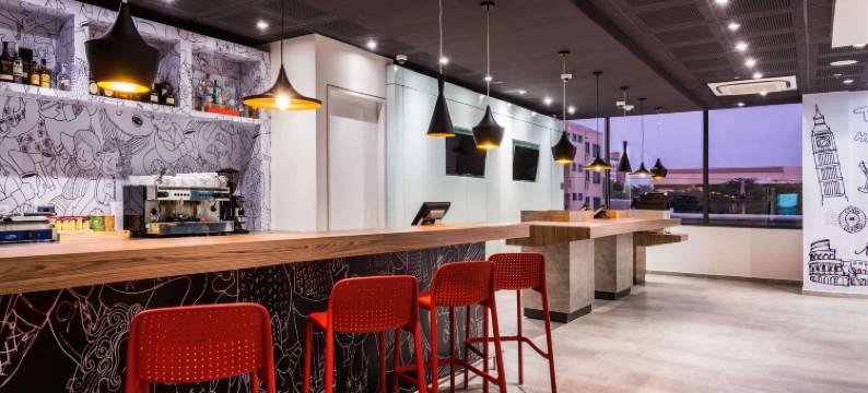 宜必思巴兰基亚酒店(Ibis Barranquilla)图片