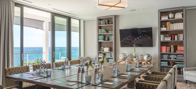 品克海滩罗兰酒店(The Loren at Pink Beach)图片