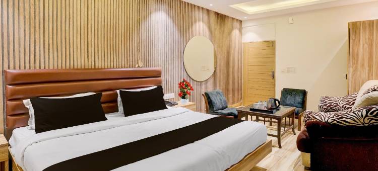 Super Townhouse Mohali Bus Terminal Formerly Hotel Hm Crystal图片