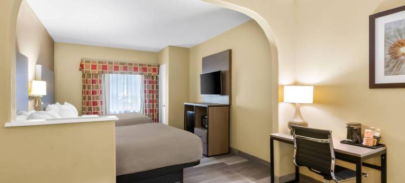 休斯顿西北赛菲尔凯艺套房酒店(Quality Suites Houston NW Cy-Fair)图片