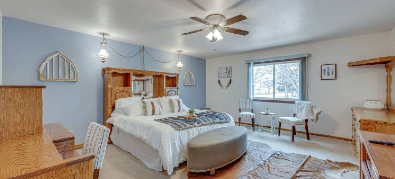 带室内游泳池的华丽Calhan家！(Stunning Calhan Home w/ Indoor Pool!)图片