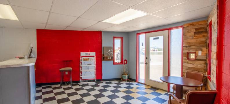 OYO 十字路口旅馆(OYO Crossroads Inn)图片