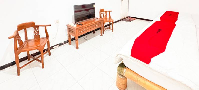 RedDoorz Near Jawa Timur Park 1图片