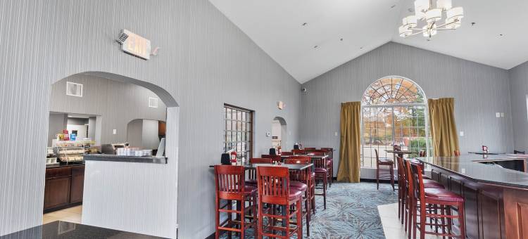 汉普顿贝斯特韦斯特优质酒店(Best Western Plus the Inn at Hampton)图片