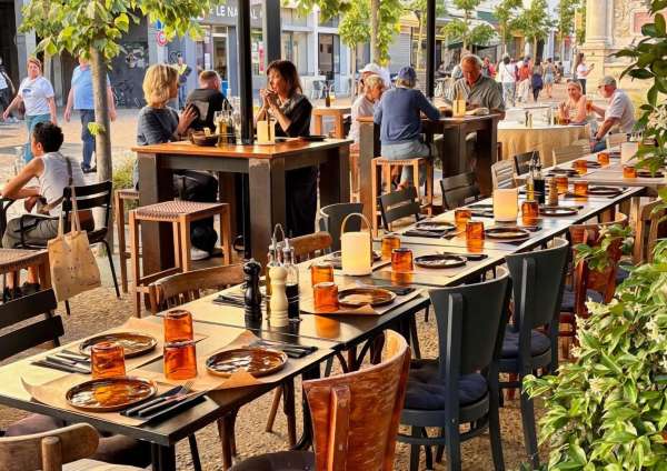 Maison Volver Hotel Overview