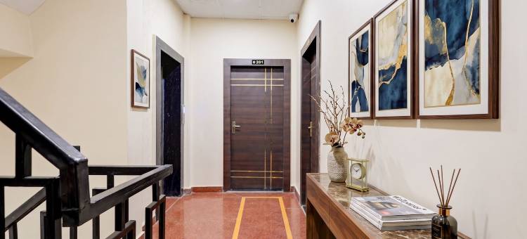 FabHotel Shivangan - 距离班克比哈里庙200米，弗林达文(FabHotel Shivangan - 200M from Banke Bihari Temple, Vrindavan)图片