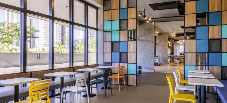 宜必思里贝朗普雷托别墅高尔夫酒店(Ibis Ribeirão Preto Vila do Golf)图片