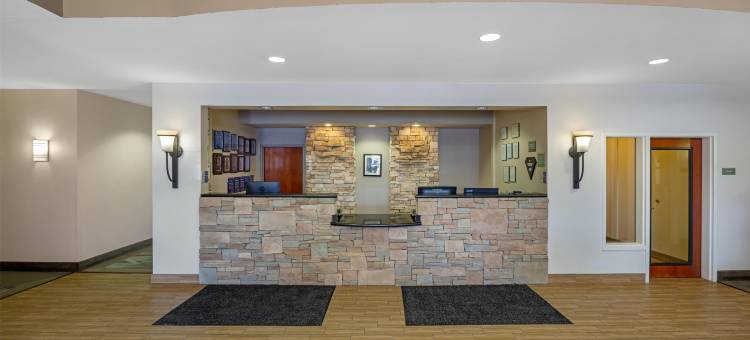 化石乡村套房贝斯特韦斯特优质酒店(Best Western Plus Fossil Country Inn  Suites)图片
