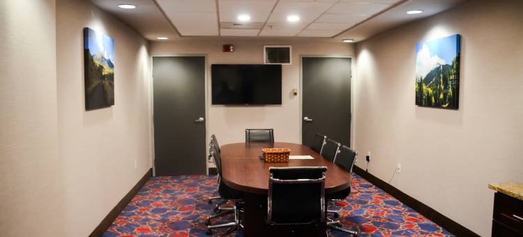 希尔顿欢朋套房酒店-费拉格尔斯塔夫(Hampton Inn & Suites Flagstaff-West/Nau)图片