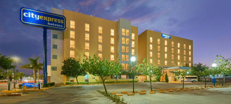 北伊拉普阿托万豪城市快捷酒店(City Express by Marriott Irapuato Norte)图片