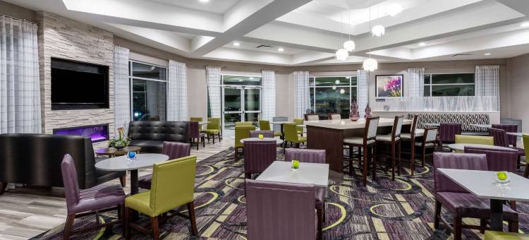 路易斯维尔丹佛博尔德拉昆塔温德姆套房酒店(La Quinta Inn & Suites by Wyndham Denver Boulder-Louisville)图片